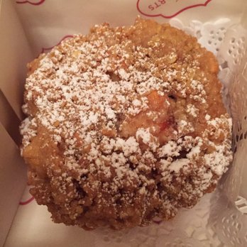 Queen of Tarts - Apple crumble tart - Desserts Near Me - Dublin, D