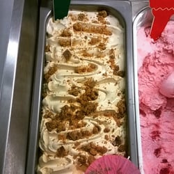 Newlands Cafe - Caramel Shortcake Ice Cream