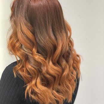 Haarstudio Kamm In - Hair Salons Near Me - Overath, NW