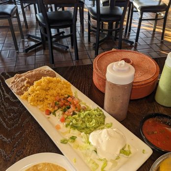Burrito Parrilla Mexicana - Lisle - This is the tray that comes with the steak fajitas, rice and beans,diced tomatoes guacamole, sour cream and lettuce, & several salsas. - Mexican Near Me - Lisle, Illinois Burrito Parrilla Mexicana - Lisle - This is the tray that comes with the steak fajitas, rice and beans,diced tomatoes guacamole, sour cream and lettuce, & several salsas. - Mexican Near Me - Lisle, Illinois