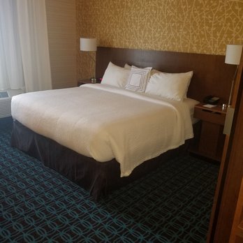 Fairfield by Marriott Inn & Suites Bakersfield North/Airport - Comfortable bed near the A/C and window - Hotels Near Me - Bakersfield, California Fairfield by Marriott Inn & Suites Bakersfield North/Airport - Comfortable bed near the A/C and window - Hotels Near Me - Bakersfield, California