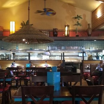 Bahama Breeze - Interior - Bars Near Me - Wayne, New Jersey