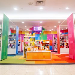 STORY at Macy's State Street