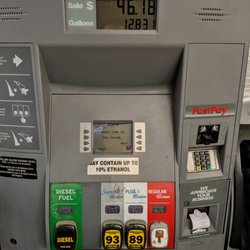 Chevron - Pump 6 interface. Quite worn. Pump leaked fuel when fuel type was selected.