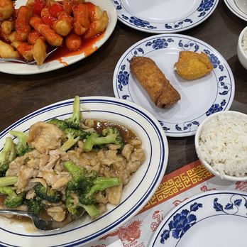 Lee's Hunan Chinese Restaurant - Chinese Near Me - Aberdeen, Maryland Lee's Hunan Chinese Restaurant - Chinese Near Me - Aberdeen, Maryland