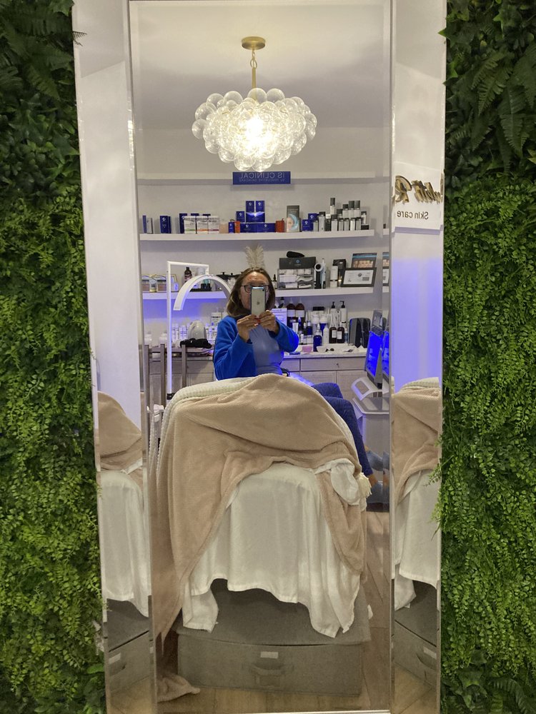 Scarlett Ritual Skin Care Logo