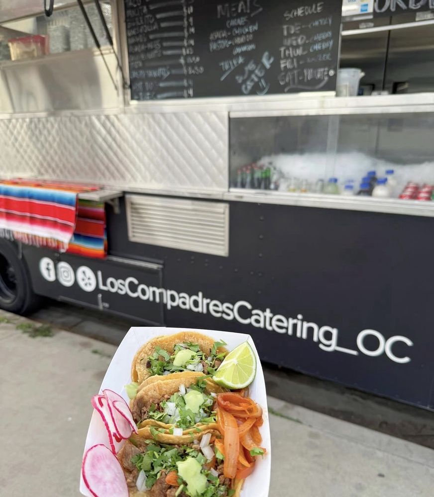 Los Compadres Food Truck