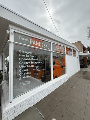 San & Wolves Bakeshop by null