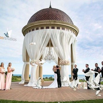 The Finishing Touch Wedding Design - Florals and drapes for the rotunda at Pelican Hill - Wedding Planning Near Me - Corona, California The Finishing Touch Wedding Design - Florals and drapes for the rotunda at Pelican Hill - Wedding Planning Near Me - Corona, California
