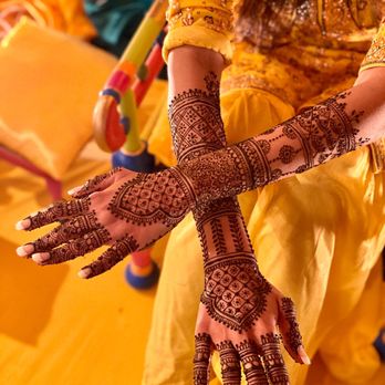 Mehndi Maniac - Example of bridal henna hands - Henna Artists Near Me Mehndi Maniac - Example of bridal henna hands - Henna Artists Near Me