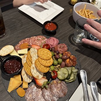 Bar Bistro - Cocktail Bars Near Me - Tacoma, Washington