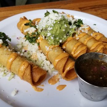 Seis Kitchen - Tacos - Mexican Near Me - Tucson, Arizona