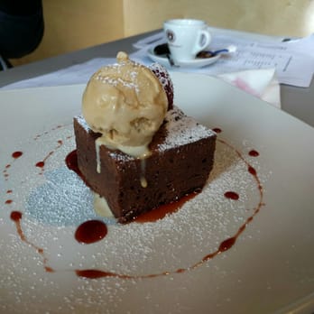 6 Degrees North - Brownie - Pubs Near Me - Glasgow, GLG