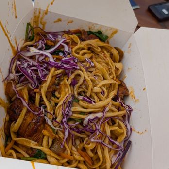 Stretch The Noodle - Chao Mian with Chicken - Noodles Near Me - Portland, Oregon Stretch The Noodle - Chao Mian with Chicken - Noodles Near Me - Portland, Oregon