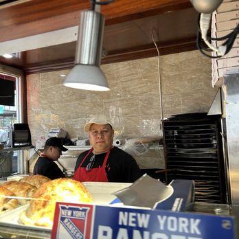 Bravo Pizza - Pizza Near Me - New York, New York Bravo Pizza - Pizza Near Me - New York, New York