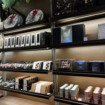 Hotel Chocolat - Chocolatiers & Shops Near Me - Chicago, Illinois Hotel Chocolat - Chocolatiers & Shops Near Me - Chicago, Illinois