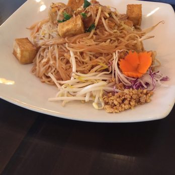 Bangkok Square - Pad Thai tofu - Thai Near Me - Gainesville, Florida