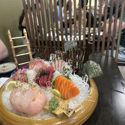 Sashimi plates Sashimi plates