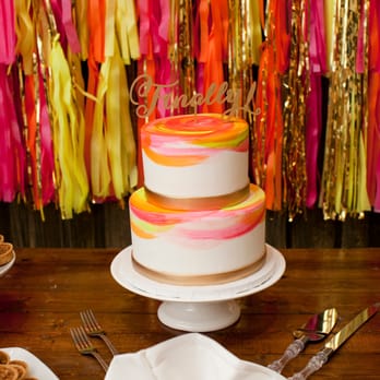 Sweet Treets Bakery - Sweets Table at our Wedding (Shoal Crossing Event Center, Austin, TX) - Bakeries Near Me - Austin, Texas Sweet Treets Bakery - Sweets Table at our Wedding (Shoal Crossing Event Center, Austin, TX) - Bakeries Near Me - Austin, Texas