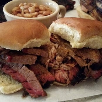 The Tonk - Smoked Brisket & Pork - Barbeque Near Me - Chicago, Illinois