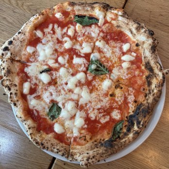 Motorino Pizza - Margherita - Pizza Near Me - New York, New York