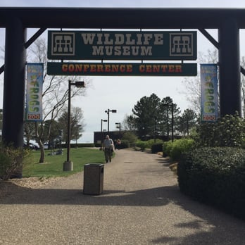 Rolling Hills Zoo - Zoos Near Me - Salina, Kansas Rolling Hills Zoo - Zoos Near Me - Salina, Kansas