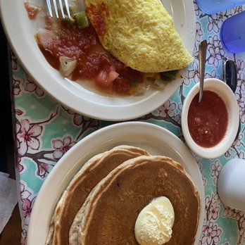 The Omelettry - VEGETARIAN and Gluten Free Buttermilk Pancake/ - American Near Me - Austin, Texas