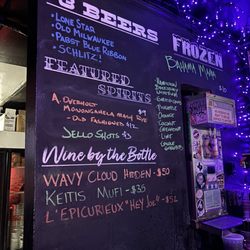 Grand Prize Bar - Beers & wines!