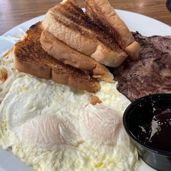 Denny's - Diners Near Me - Gallup, New Mexico