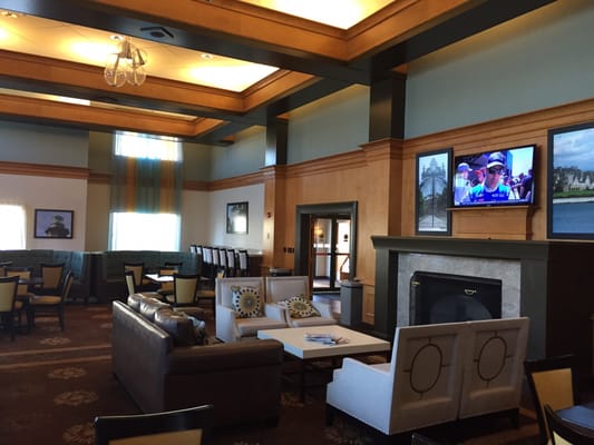 Holiday Inn Express & Suites Warwick-Providence (Airport) by null