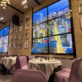 Diamond Bay Restaurant - Interior - Dim Sum Near Me - Seattle, Washington