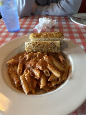 Gavino's Pizzeria & Italian Restaurant (Bearden) by null