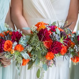 Bride's and bridesmaids' bouquets, which matched the bridesmaid dresses beautifully. Bride's and bridesmaids' bouquets, which matched the bridesmaid dresses beautifully.