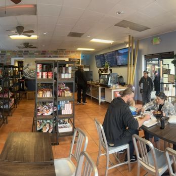 Diamond Head General Store - Panoramic view of the interior - Hawaiian Near Me - San Bruno, California