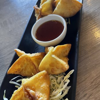 New Thai Bistro - 6 Piece Cream Cheese Rangoon - Thai Near Me - Pleasanton, California New Thai Bistro - 6 Piece Cream Cheese Rangoon - Thai Near Me - Pleasanton, California