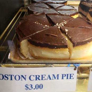 Mike's Pastry - Bakeries Near Me - Boston, Massachusetts