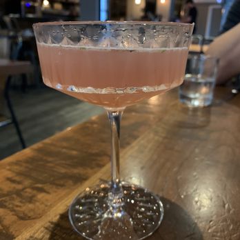 2 Doors Down - Pink pom - Canadian (New) Near Me - Halifax, Nova Scotia