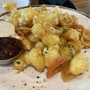 Henry's Tavern - Cheese curds - Breakfast & Brunch Near Me - Portland, Oregon