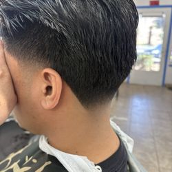 Rolie's Barber Shop - #Tapper#tapperfade