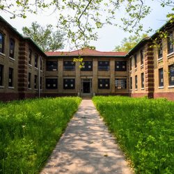 user provided Ellis Island photo