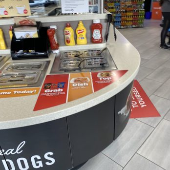 Circle K - a food counter with a variety of food items - Convenience Stores Near Me - Surrey, British Columbia Circle K - a food counter with a variety of food items - Convenience Stores Near Me - Surrey, British Columbia