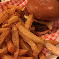 Honest Burgers Hammersmith - Pizza Burger!!!