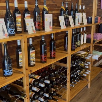Peace Water Winery - Wineries Near Me - Fishers, Indiana Peace Water Winery - Wineries Near Me - Fishers, Indiana