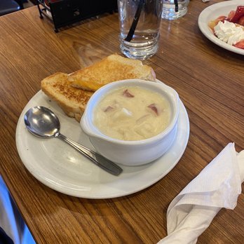 Denny's - Diners Near Me - Patterson, California
