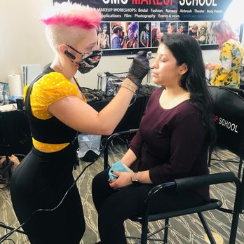 Naomi Sparkle Salon - Makeup artist, make up, professional cosmetologist, fashion, events, Special Effects, wedding, bridal - Hair Salons Near Me - Chattanooga, Tennessee