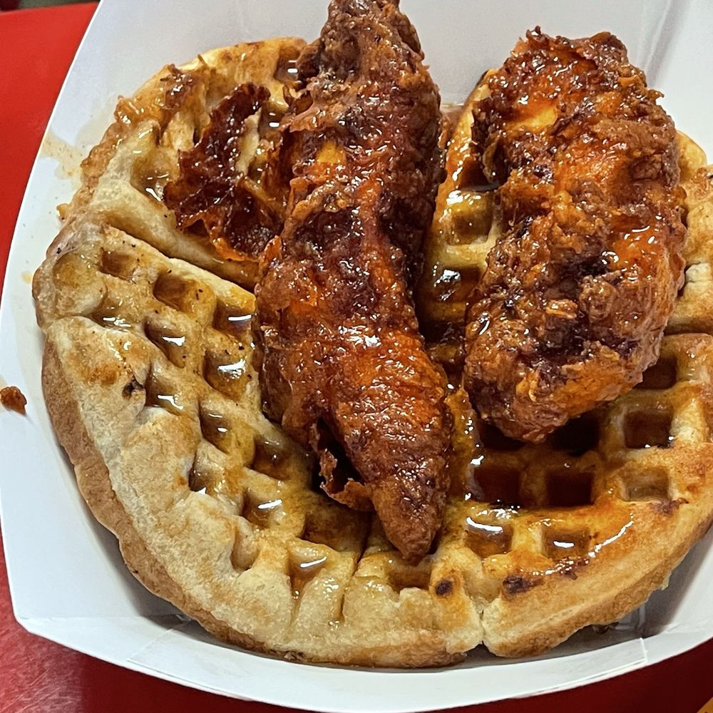 Fowl Play Hot Chicken - Chicken and Waffle - Chicken Wings Near Me - Gallatin, Tennessee