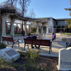 Lizzie Fountain Park
