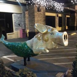 Mermaids Seafood Restaurant - Merpig or pigmaid? You call it.