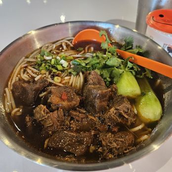 Yo Bowl - Braised beef mifen soup - Chinese Near Me - Plano, Texas Yo Bowl - Braised beef mifen soup - Chinese Near Me - Plano, Texas