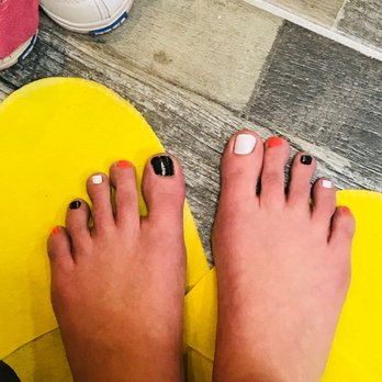 Red Nails And Spa - Nail Salons Near Me - Richfield, Minnesota